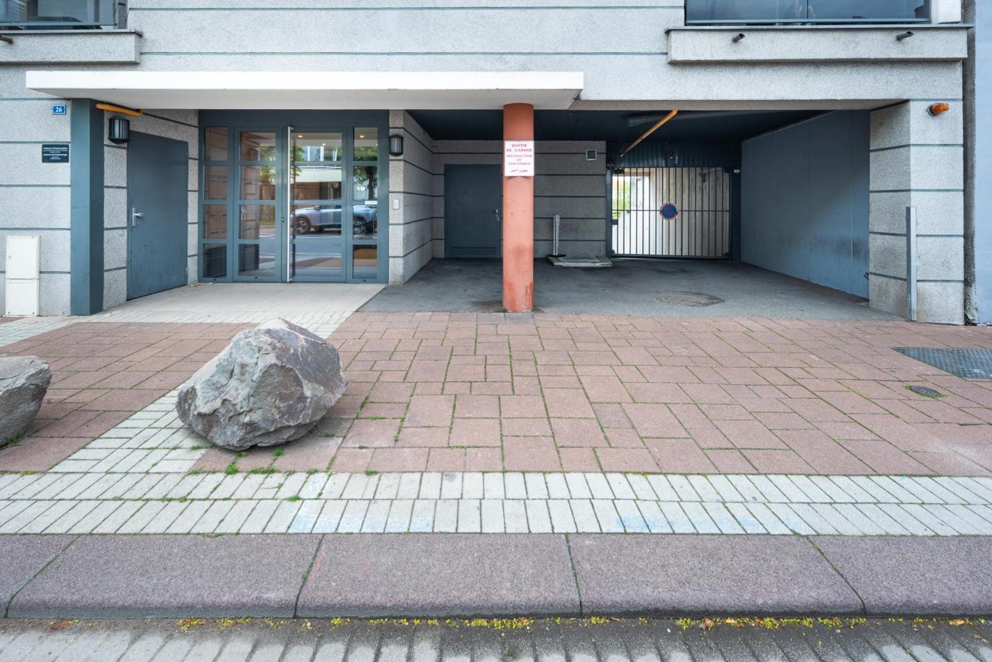 L'excellence-8min Aeroport-terrasse-parking Prive