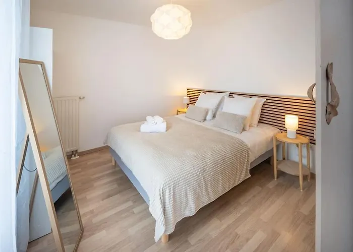 L\'Excellence-8Min Aeroport-Terrasse-Parking Prive