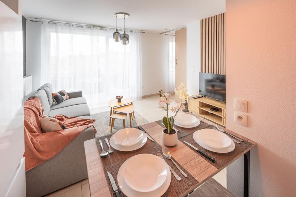 L'excellence-8min Aeroport-terrasse-parking Prive